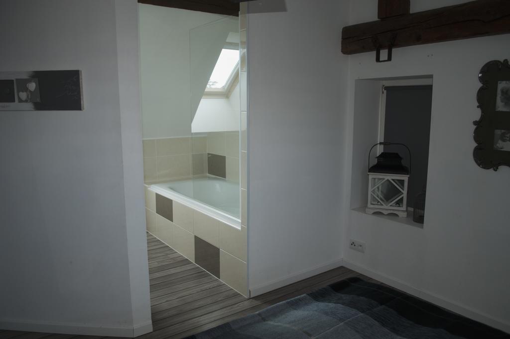 Chambres D'Hotes - L'Ecurie オベルネ エクステリア 写真
